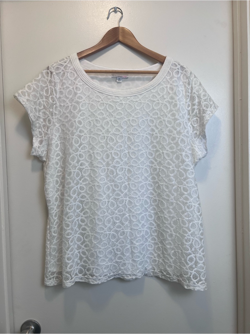 Isaac Mizrahi White Embroidered Lace Top 2X Textured Short Sleeve Lined Blouse